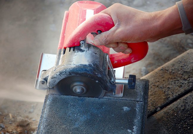 How to Cut Brick